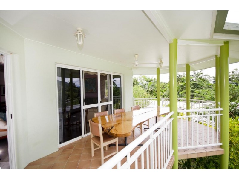 12 Forum Close, Mooroobool QLD 4870