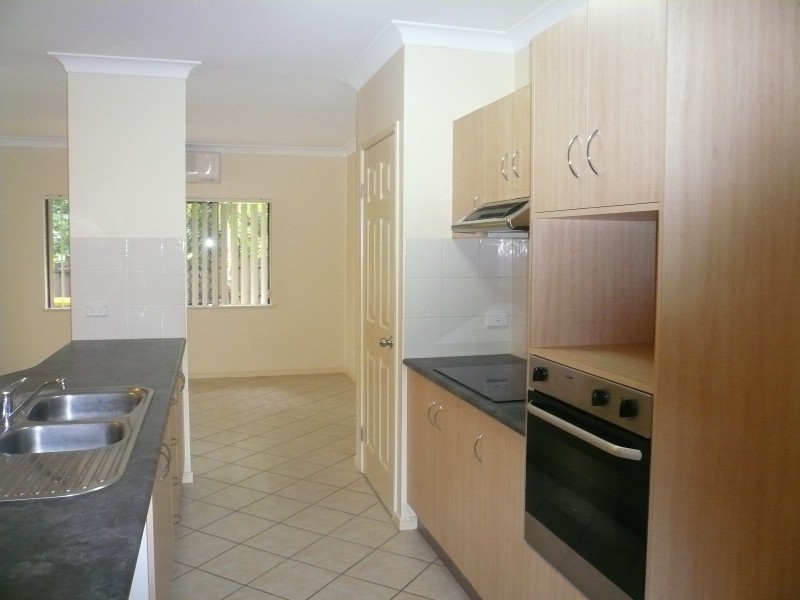 Bentley Park QLD 4869