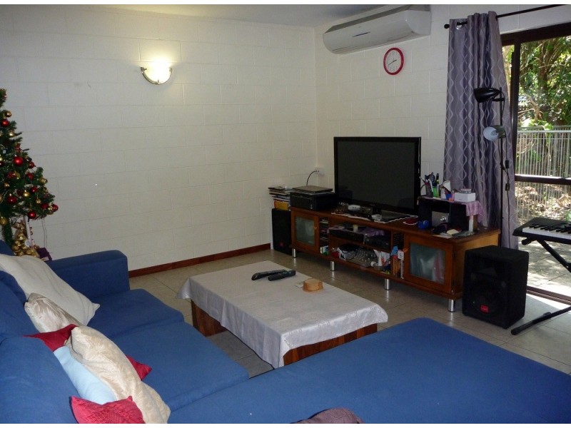 18/323 McLeod Street, Cairns North QLD 4870