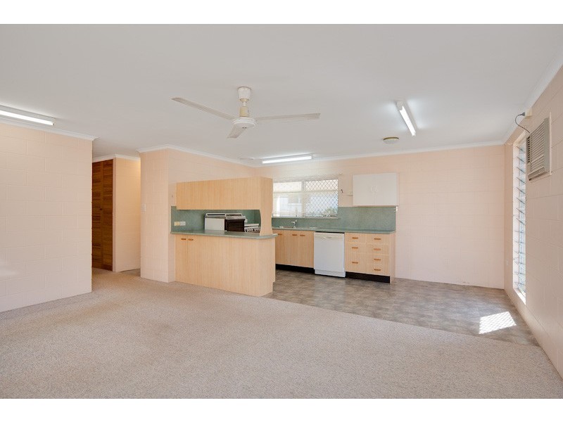 33 Dandaloo Street, Bayview Heights QLD 4868