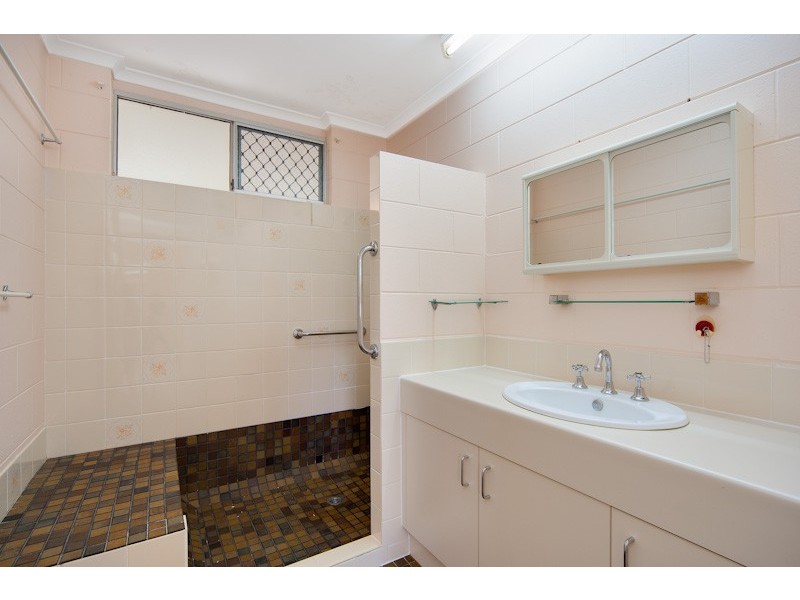 33 Dandaloo Street, Bayview Heights QLD 4868