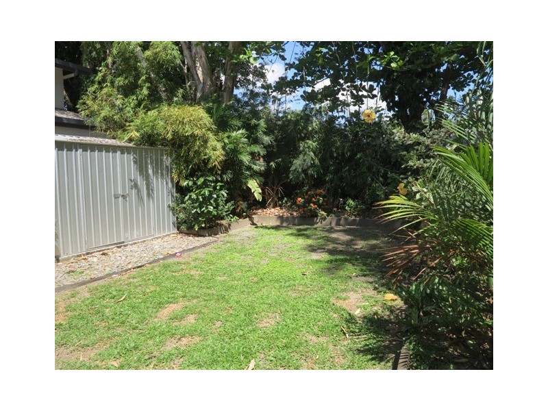 1/25 Bouganvillea Street, Holloways Beach QLD 4878