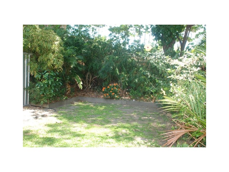 1/25 Bouganvillea Street, Holloways Beach QLD 4878