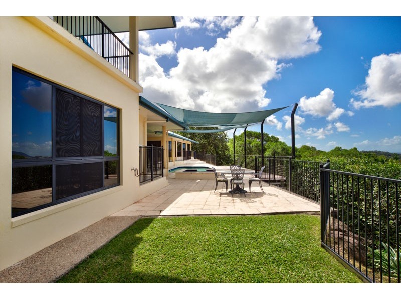 39 Falcon Street, Bayview Heights QLD 4868