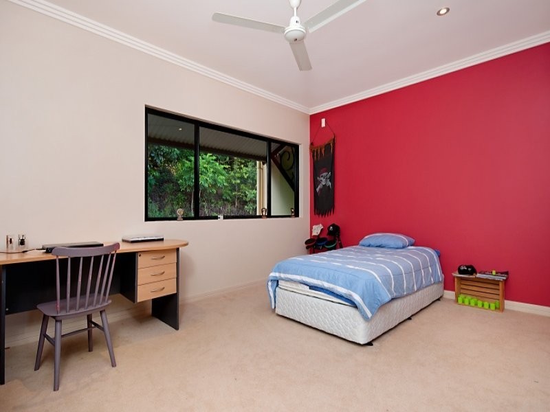 39 Falcon Street, Bayview Heights QLD 4868