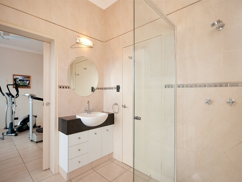 39 Falcon Street, Bayview Heights QLD 4868