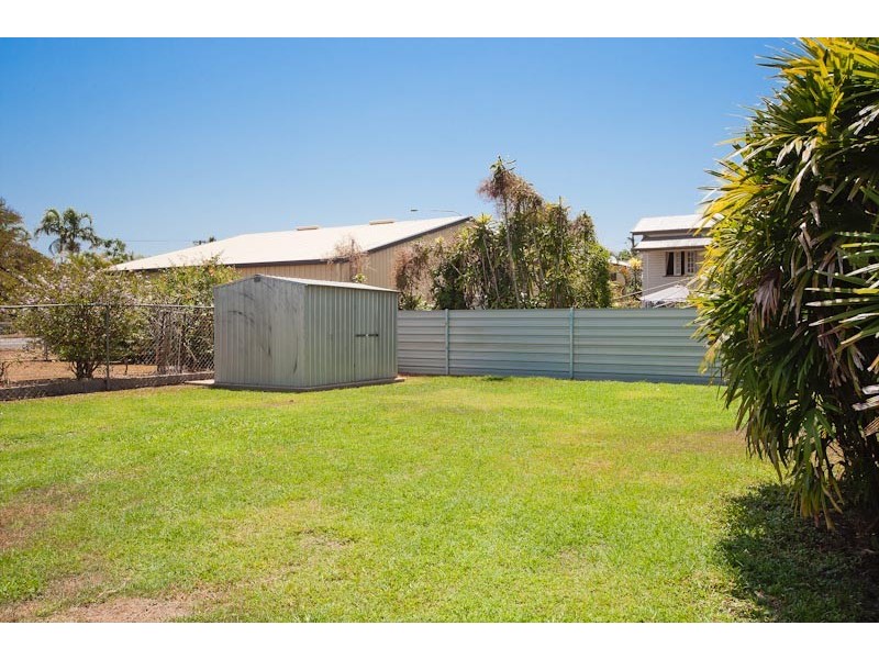 30 Edgar Street, Bungalow QLD 4870