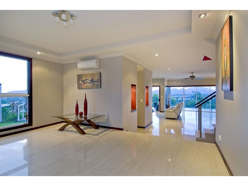 107 Summer Hill Drive, Mooroobool QLD 4870