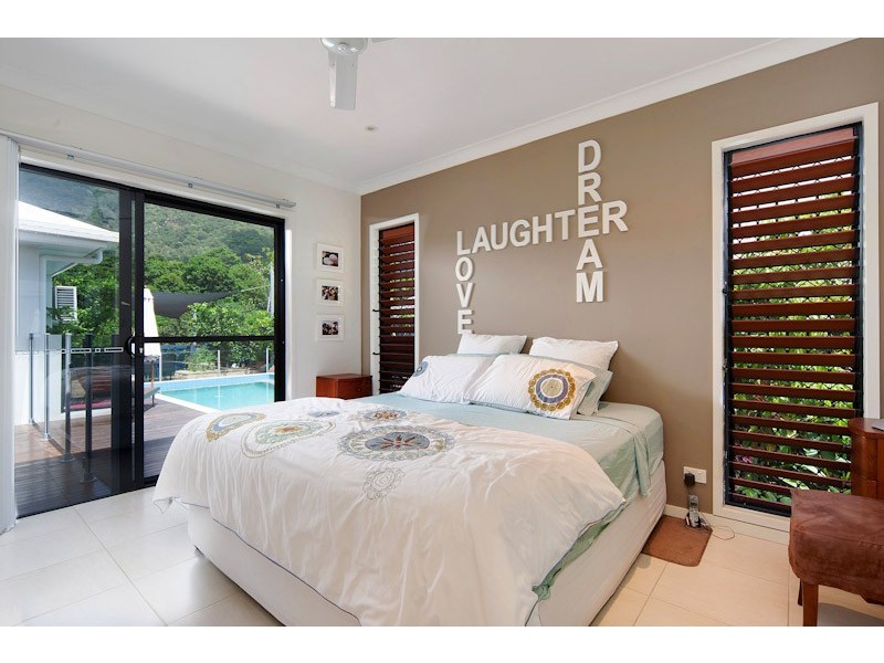 42 McBride Street, Redlynch QLD 4870