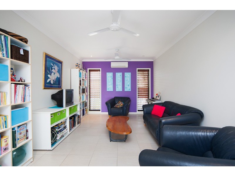 42 McBride Street, Redlynch QLD 4870