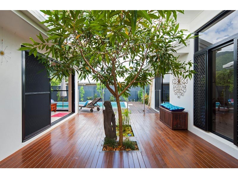 42 McBride Street, Redlynch QLD 4870