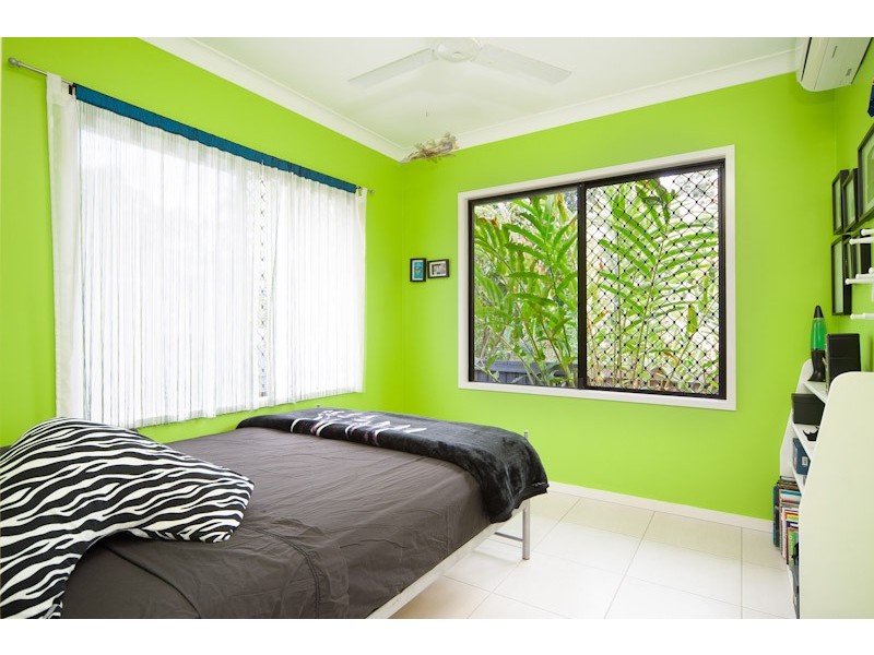 42 McBride Street, Redlynch QLD 4870