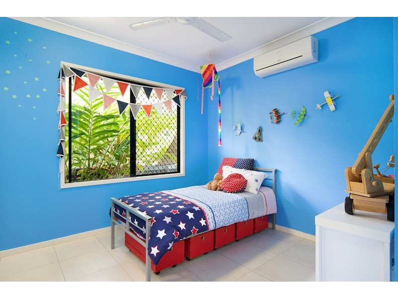 42 McBride Street, Redlynch QLD 4870