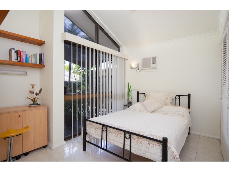 Yorkeys Knob QLD 4878