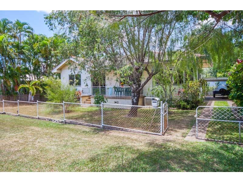 15 Keirle Avenue, Whitfield QLD 4870