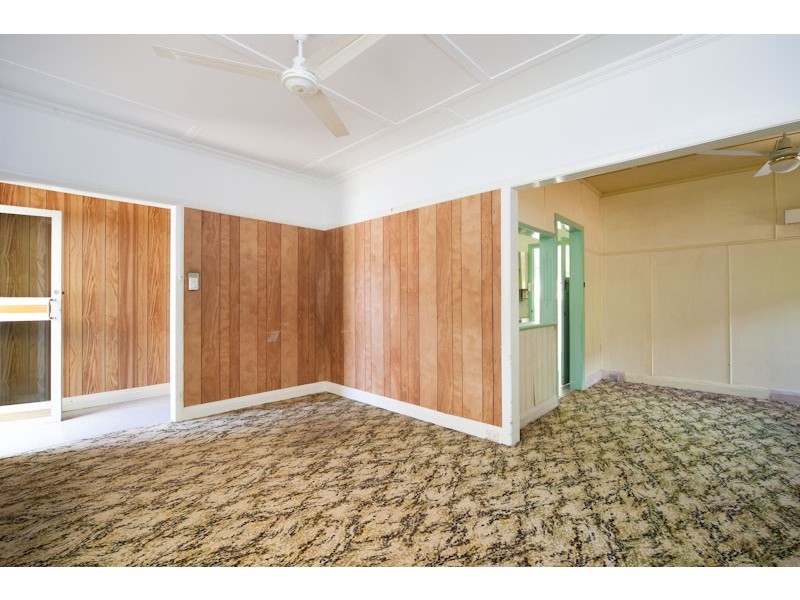 15 Keirle Avenue, Whitfield QLD 4870