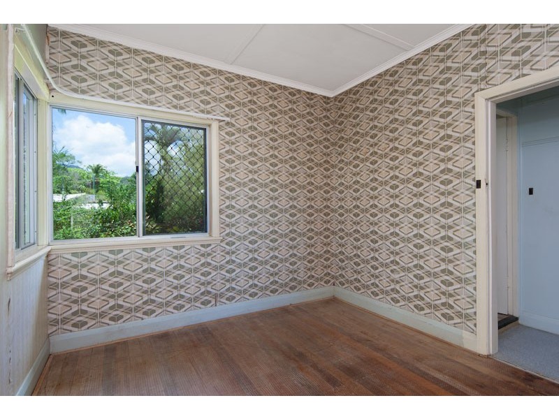 15 Keirle Avenue, Whitfield QLD 4870
