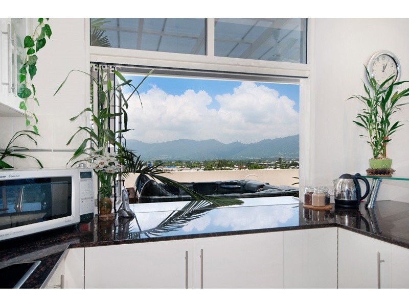 23/79 Spence Street, Cairns City QLD 4870