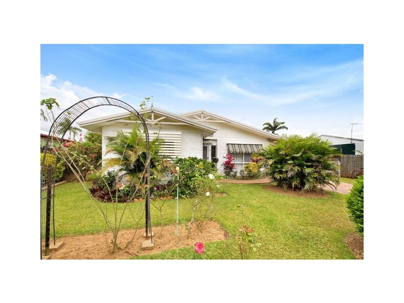 28 Resolution Drive, Edmonton QLD 4869