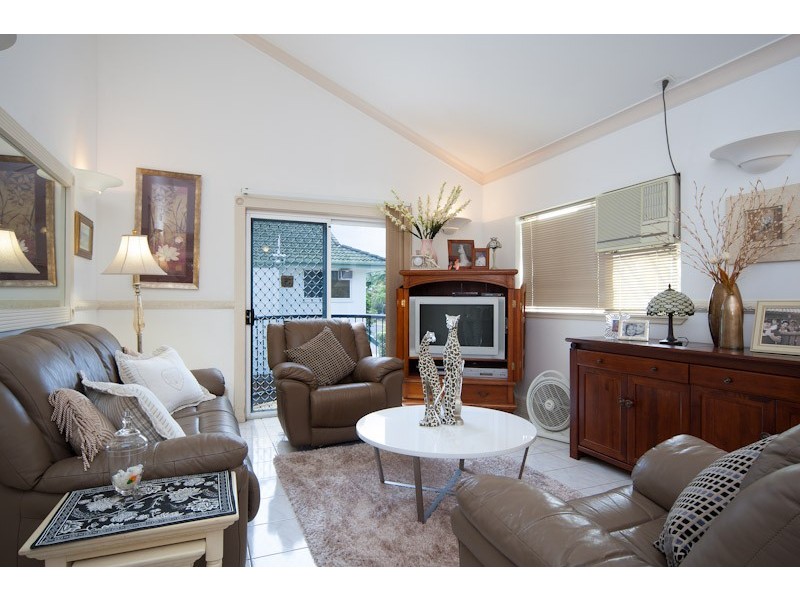 5/11 Springfield Cresent, Manoora QLD 4870