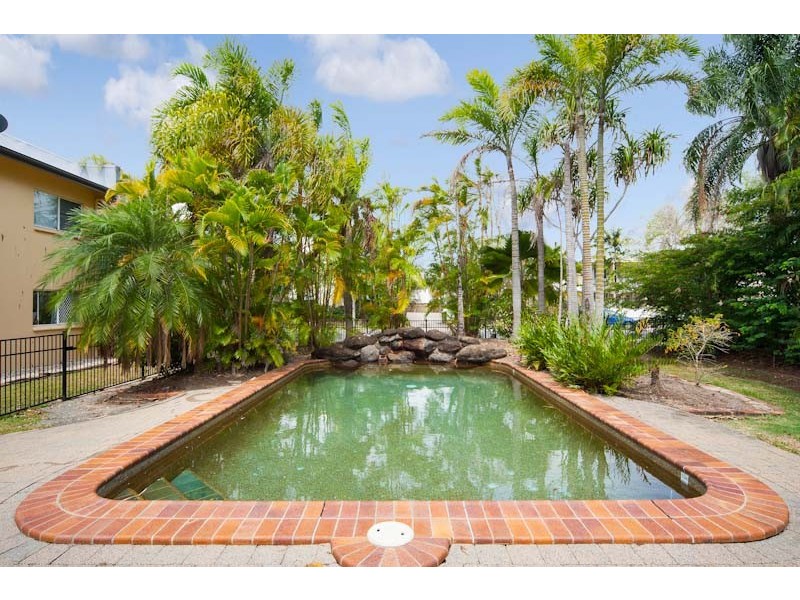 5/11 Springfield Cresent, Manoora QLD 4870