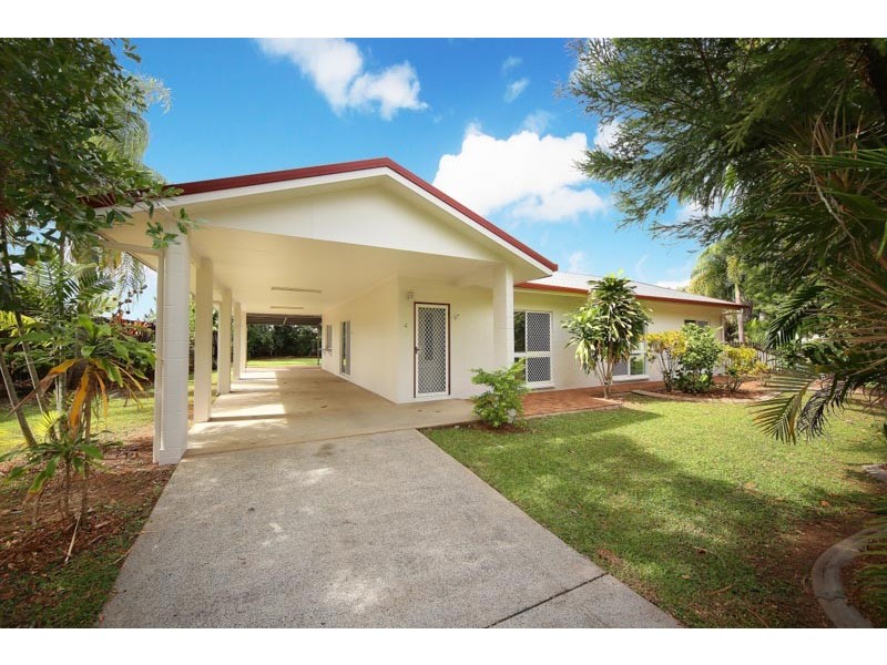 4 Cliff Close, Mount Sheridan QLD 4868