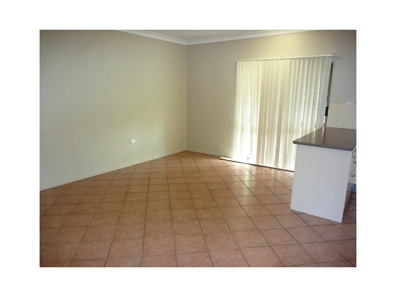 2/21 Balaclava Road, Earlville QLD 4870