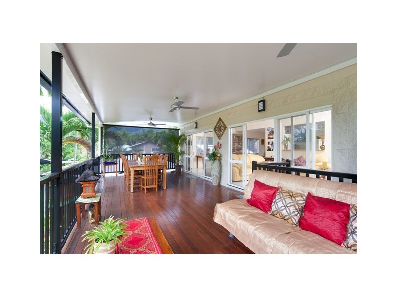 42 Barclay Road, Brinsmead QLD 4870