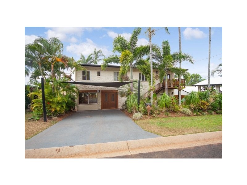 42 Barclay Road, Brinsmead QLD 4870
