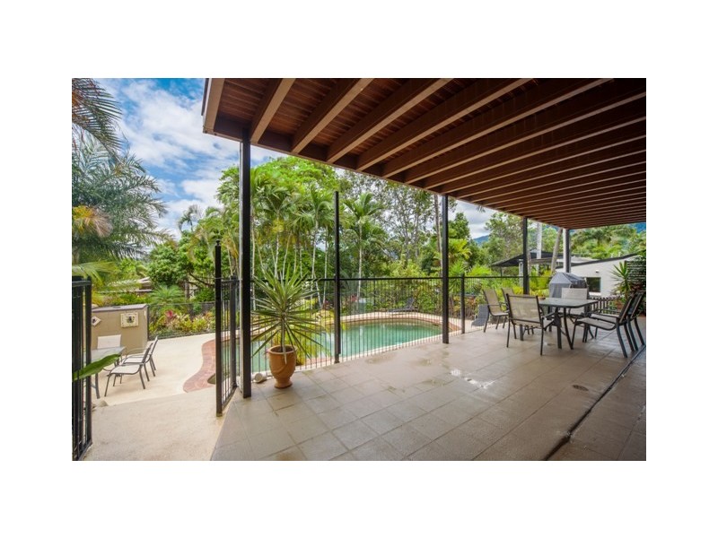 42 Barclay Road, Brinsmead QLD 4870