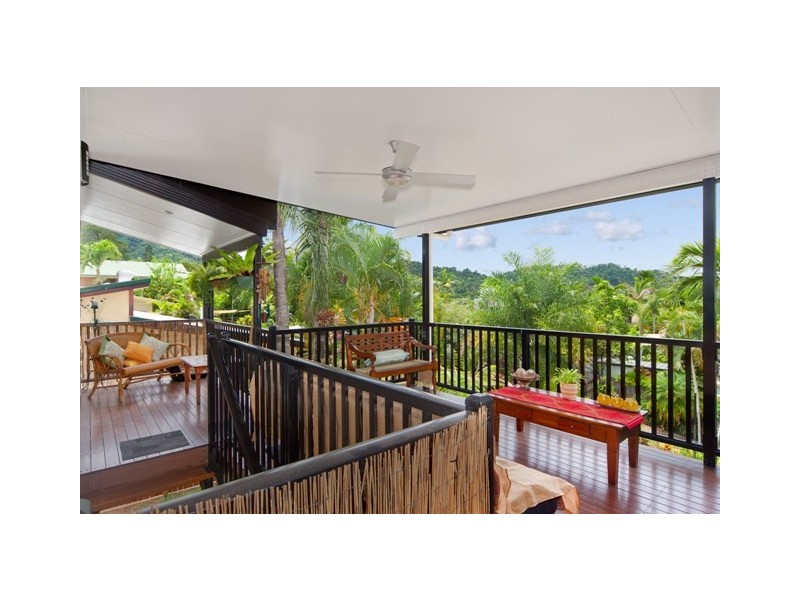 42 Barclay Road, Brinsmead QLD 4870