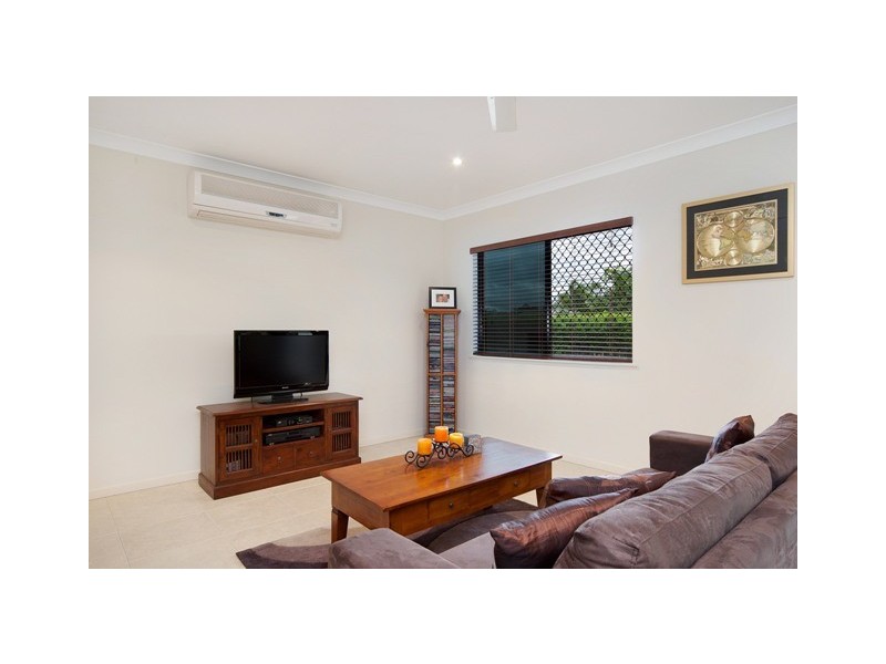 30 Finniss Crescent, Bentley Park QLD 4869