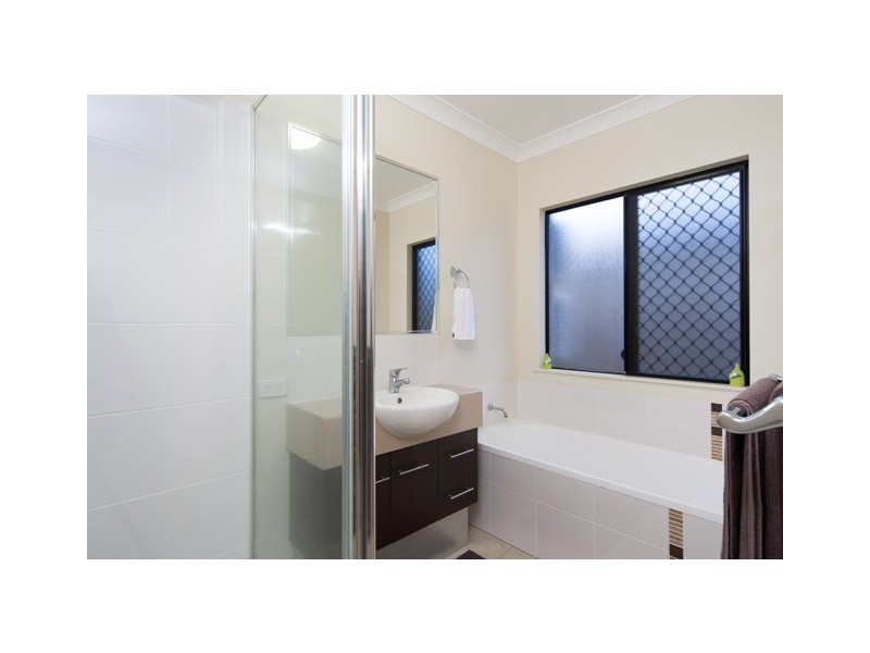 30 Finniss Crescent, Bentley Park QLD 4869