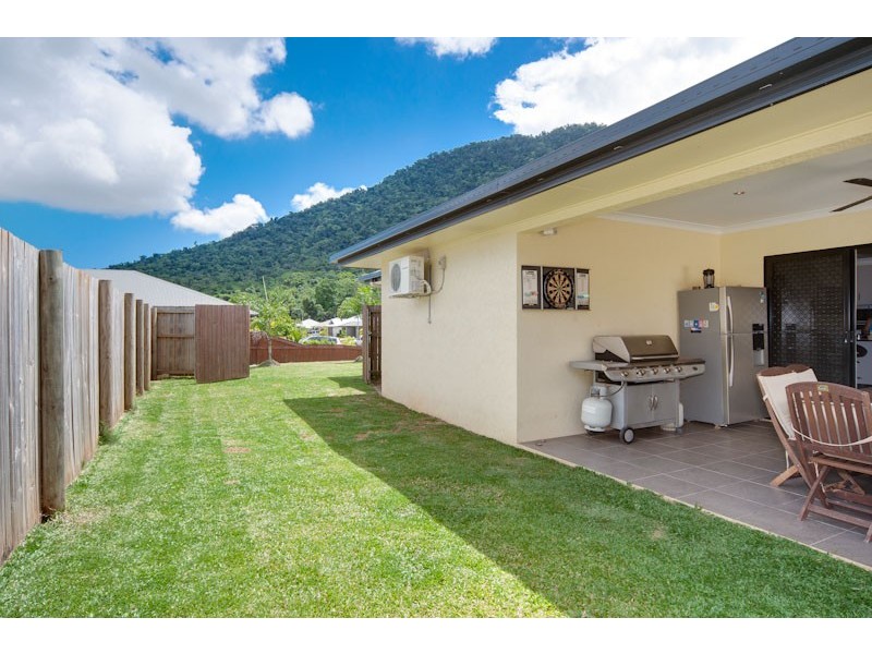 16 Kippin Close, Redlynch QLD 4870
