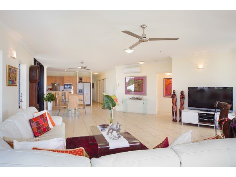 404/2-4 Lake Street, Cairns City QLD 4870