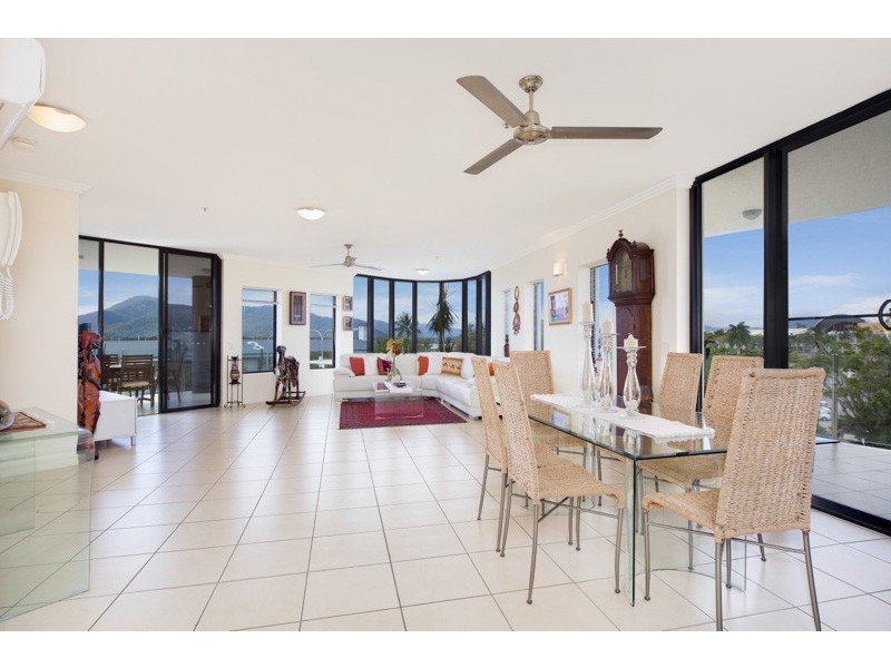 404/2-4 Lake Street, Cairns City QLD 4870