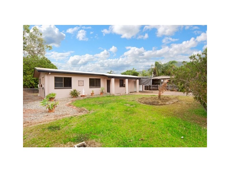 5 Kurruk Close, White Rock QLD 4868