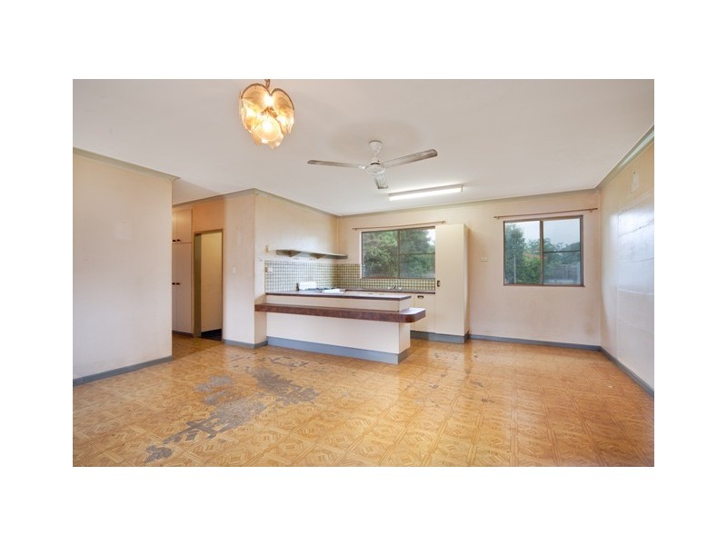 5 Kurruk Close, White Rock QLD 4868