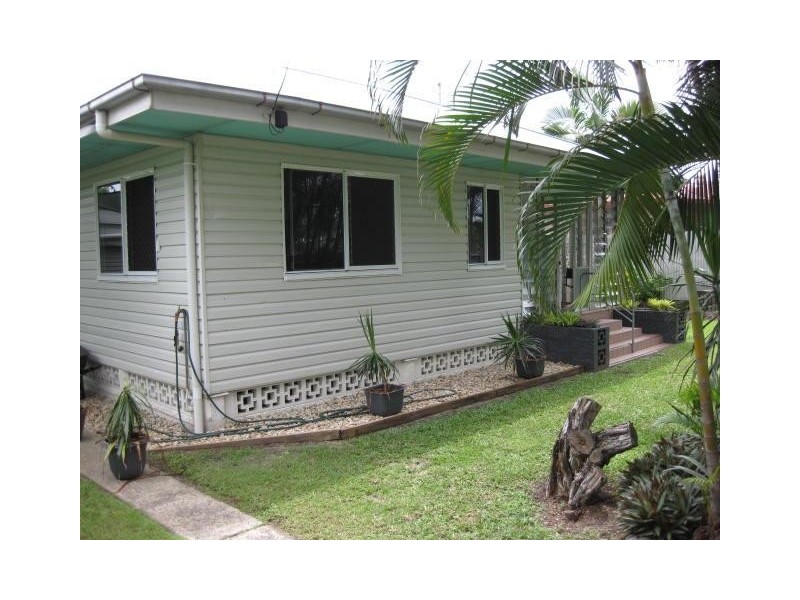 86 Hoare Street, Manunda QLD 4870