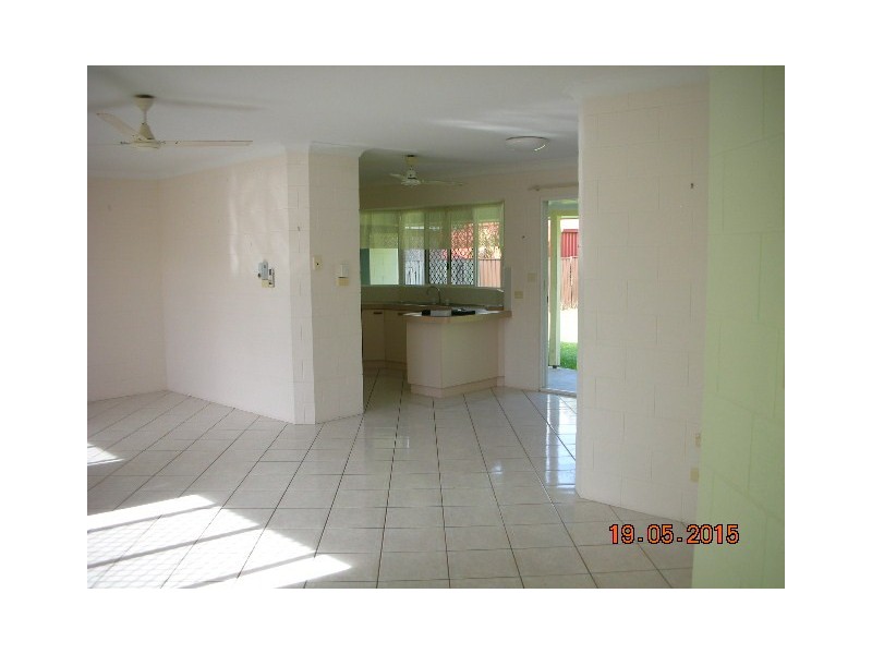Bentley Park QLD 4869