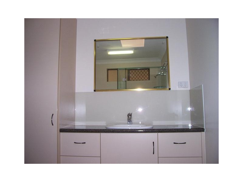 Mooroobool QLD 4870