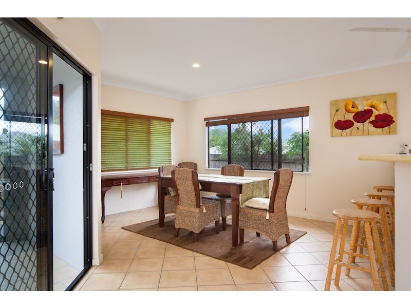 12 Surtees Close, Bentley Park QLD 4869