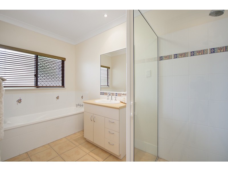 12 Surtees Close, Bentley Park QLD 4869