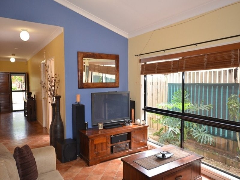 11 Bloomfield Crescent, Mount Sheridan QLD 4868