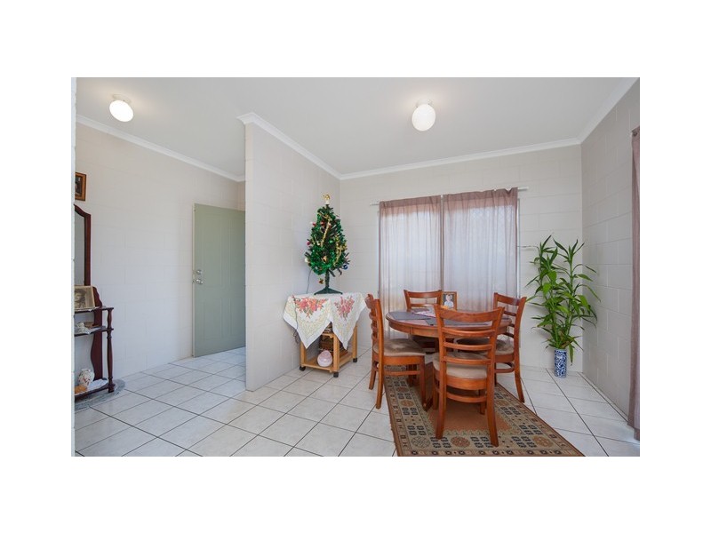 281 Robert Road, Bentley Park QLD 4869