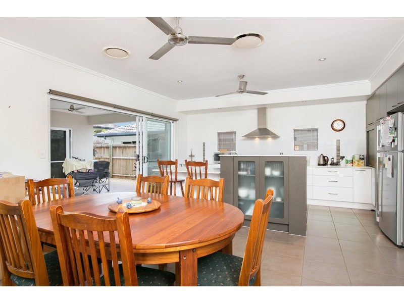 19 Ashwood Circuit, Smithfield QLD 4878
