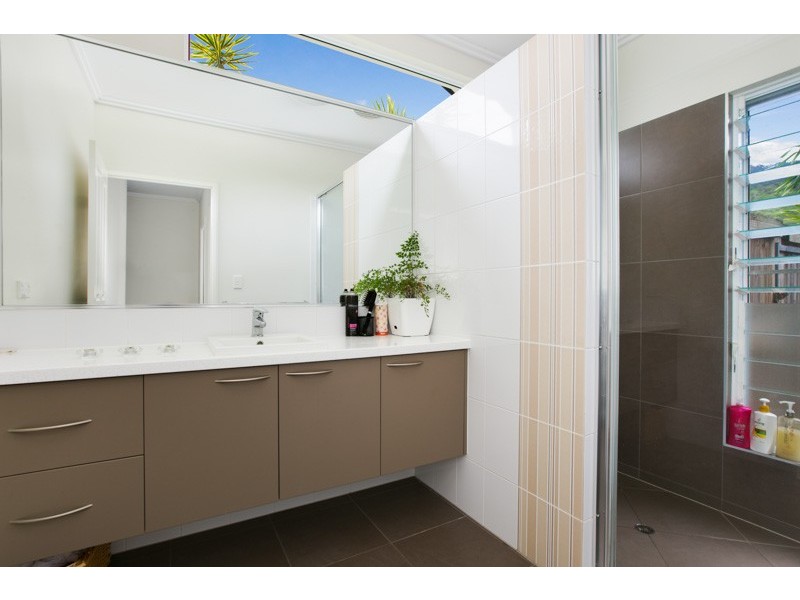 19 Ashwood Circuit, Smithfield QLD 4878