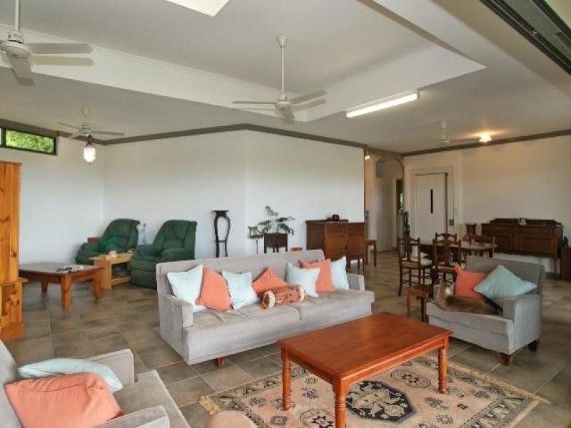 97-99 Fig Tree Drive, Cairns QLD 4870