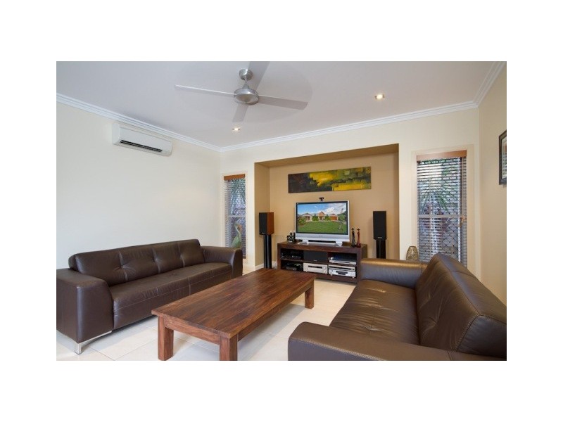 Smithfield QLD 4878