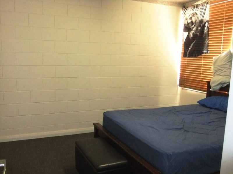 7/186 Lake Street, Cairns North QLD 4870